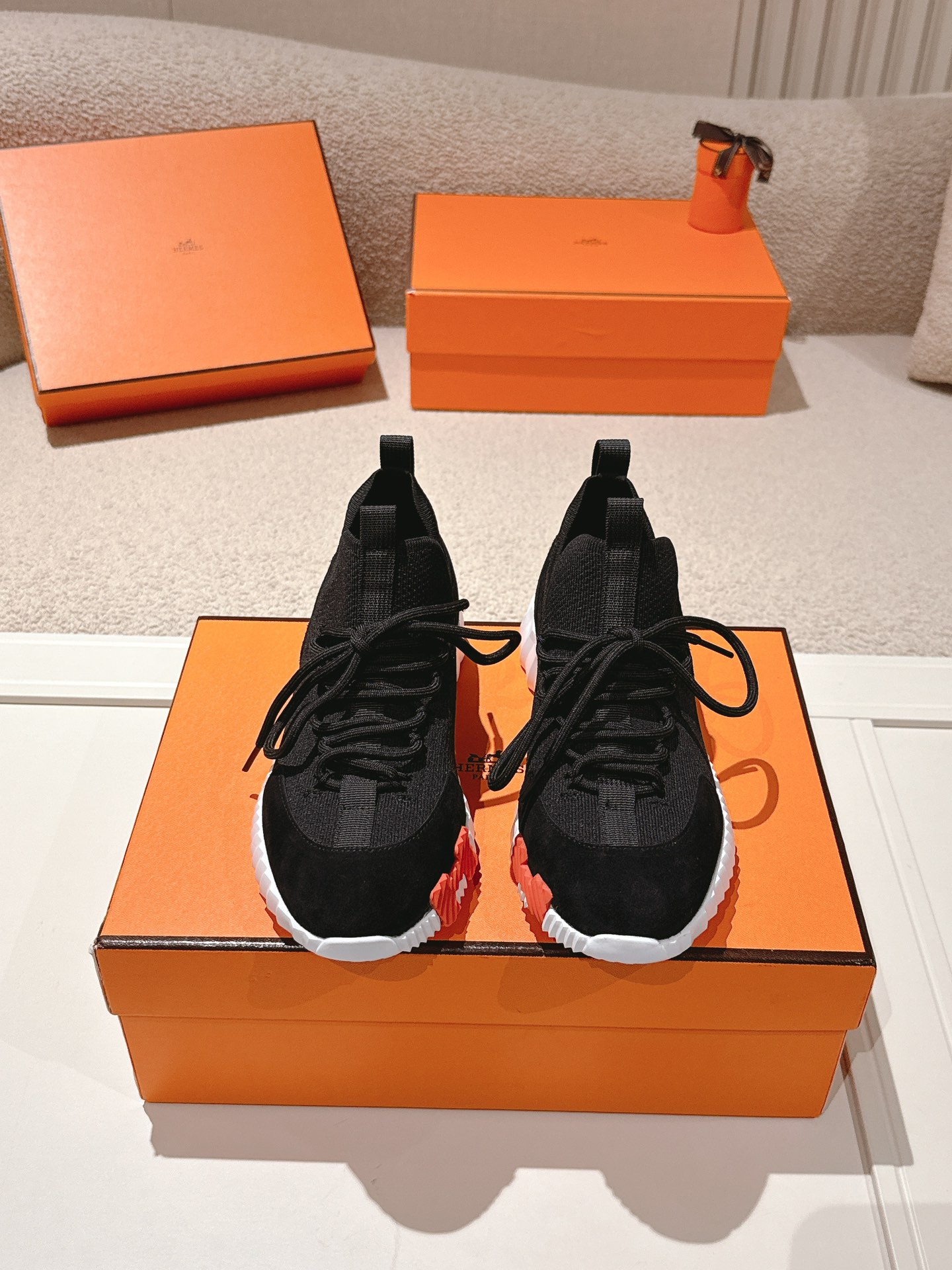 에르메스(HERMES) 클래식 커플 어글리 스니커즈 신발