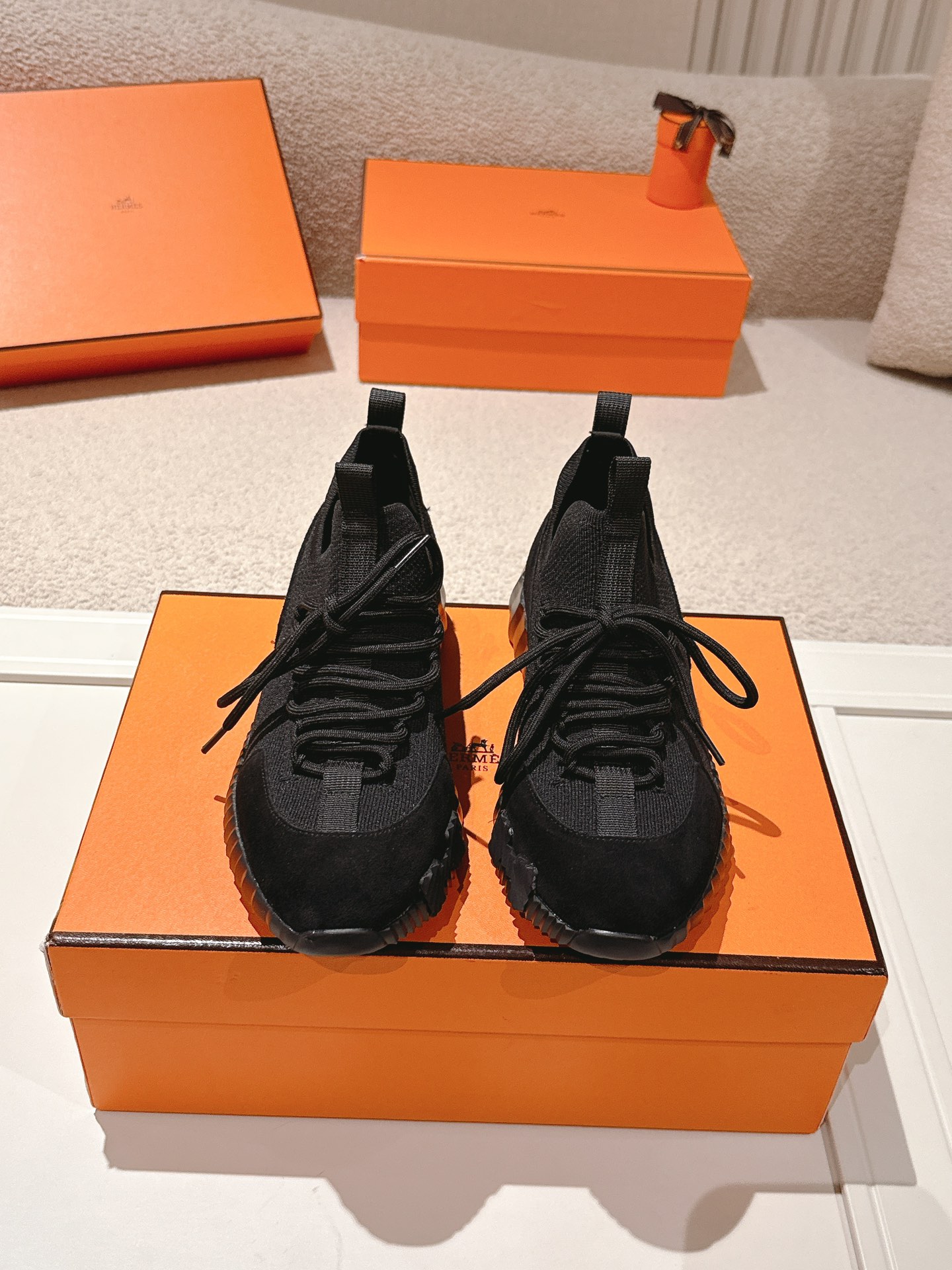 에르메스(HERMES) 클래식 커플 어글리 스니커즈 신발