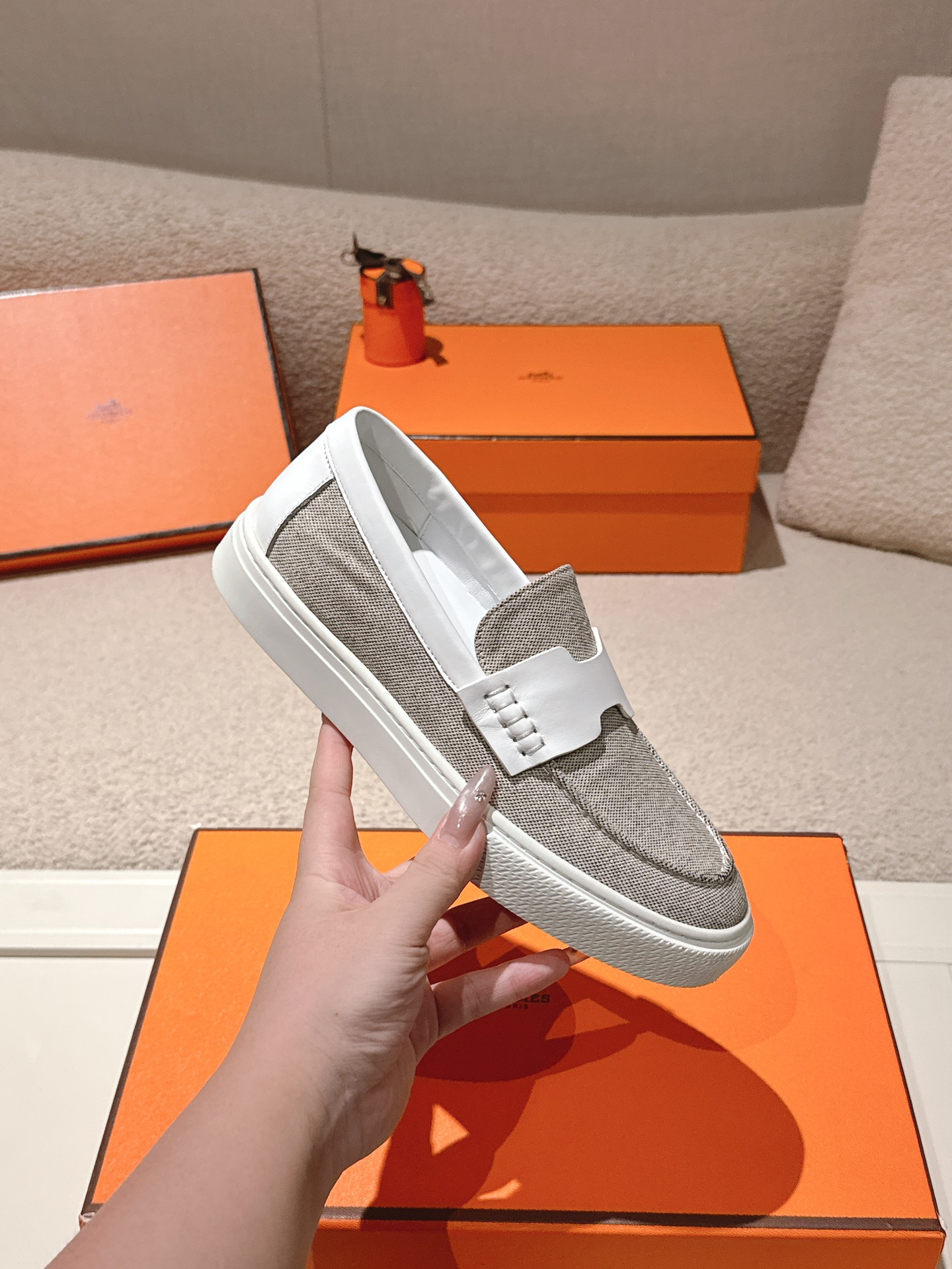 에르메스(HERMES) 플랫폼 커플 로퍼 스니커즈 신발