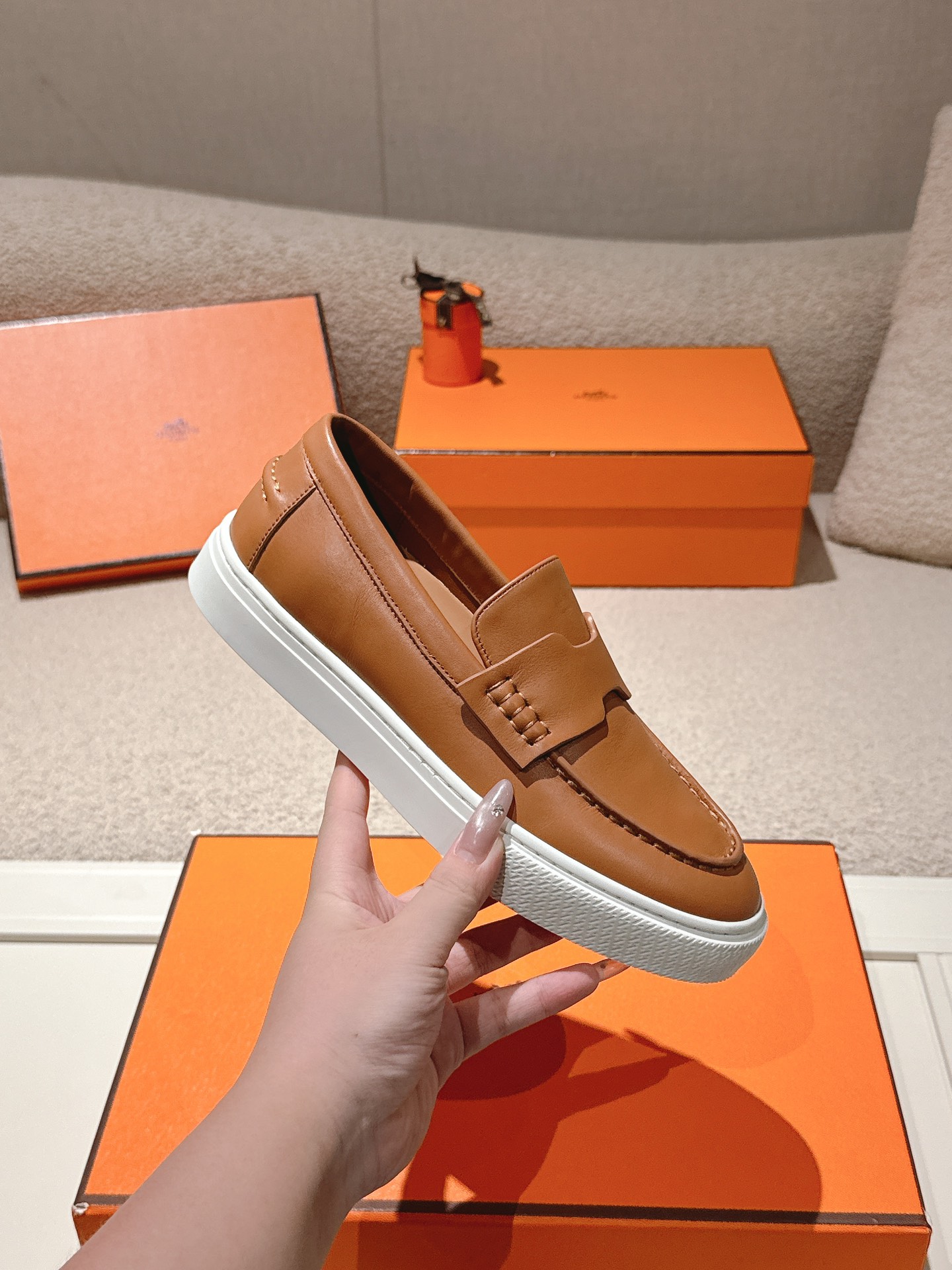 에르메스(HERMES) 플랫폼 커플 로퍼 스니커즈 신발