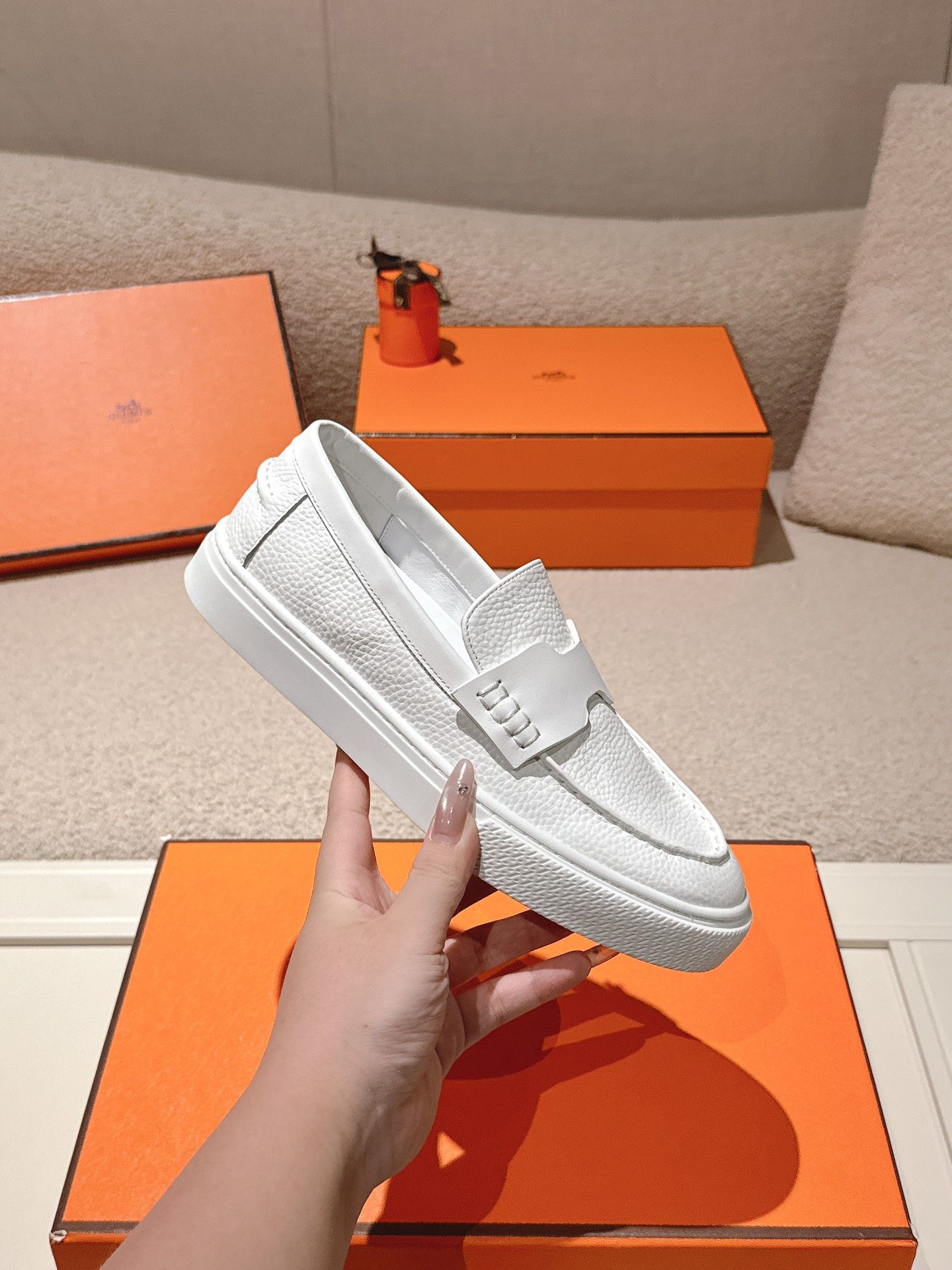 에르메스(HERMES) 플랫폼 커플 로퍼 스니커즈 신발