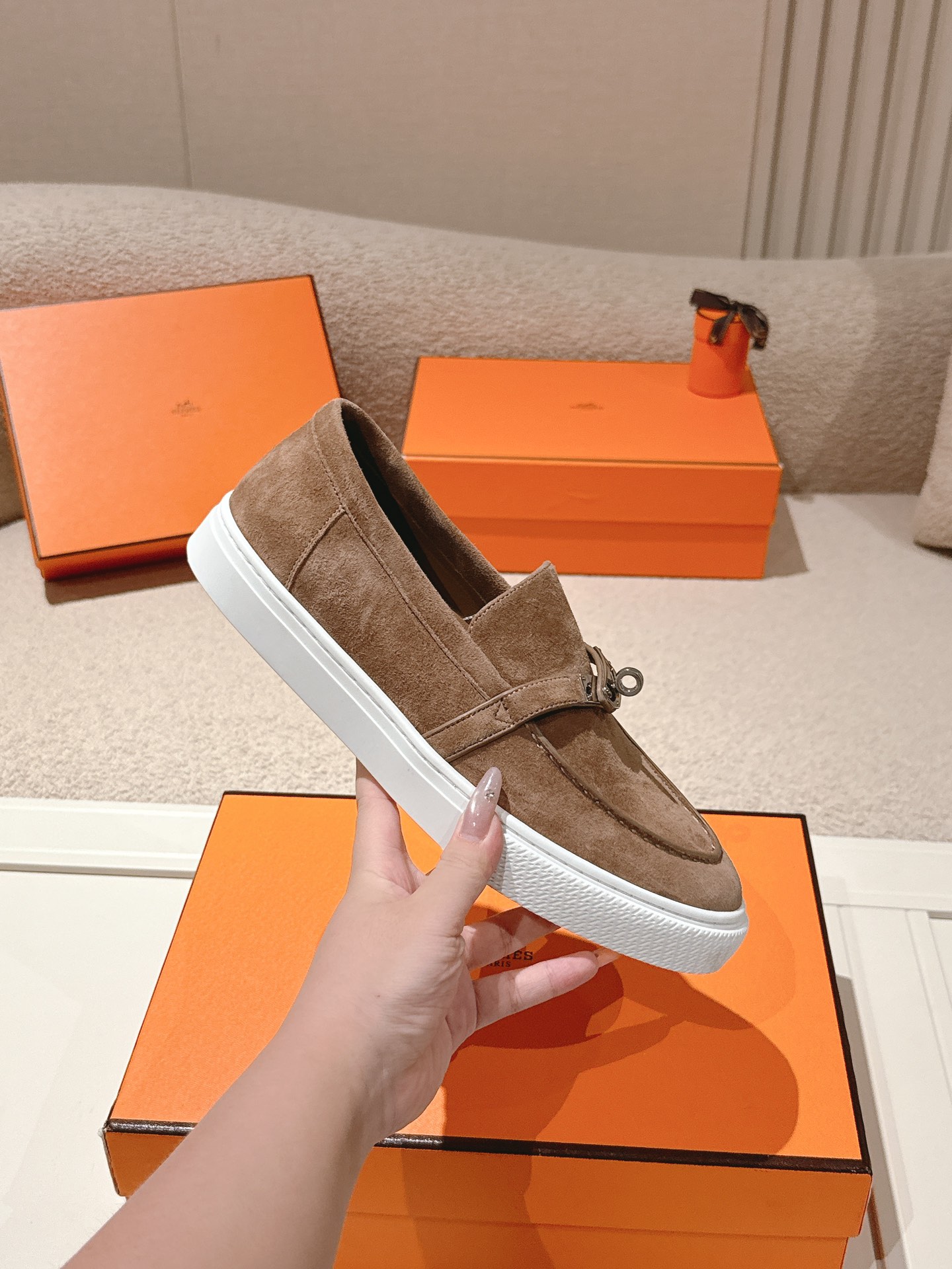 에르메스(HERMES) 플랫폼 커플 로퍼 스니커즈 신발