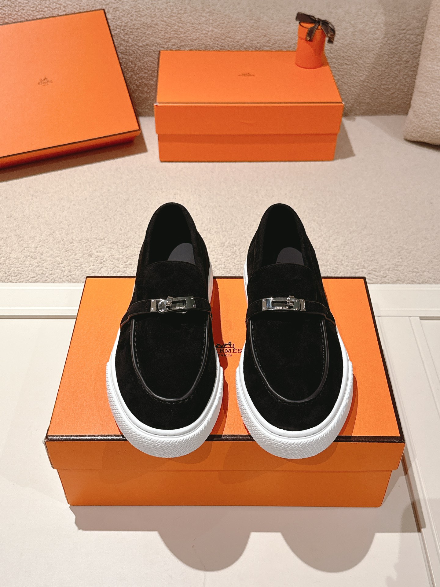 에르메스(HERMES) 플랫폼 커플 로퍼 스니커즈 신발