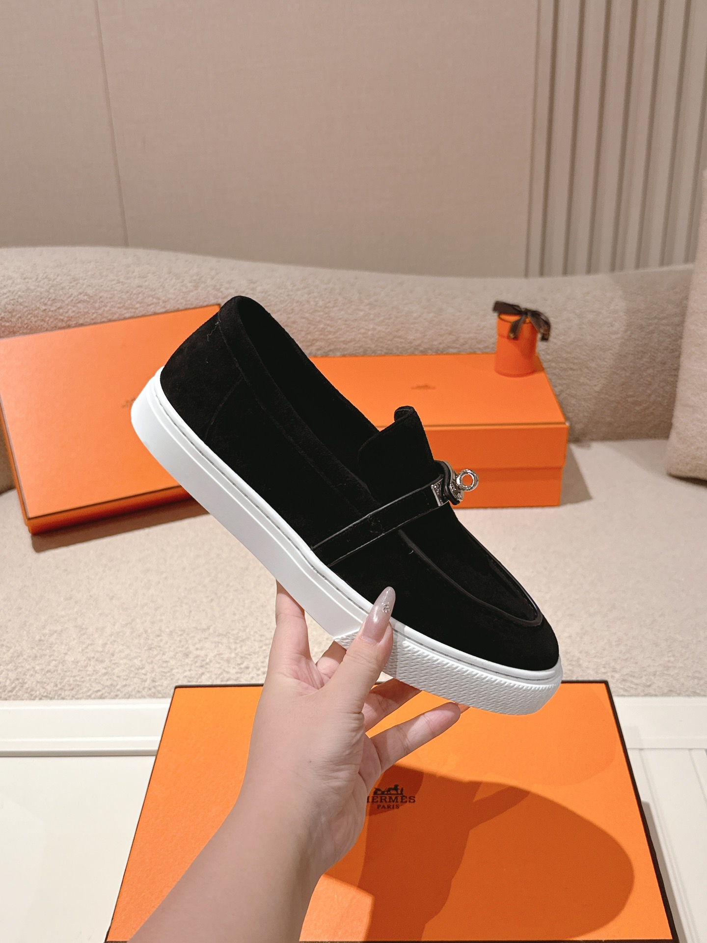 에르메스(HERMES) 플랫폼 커플 로퍼 스니커즈 신발