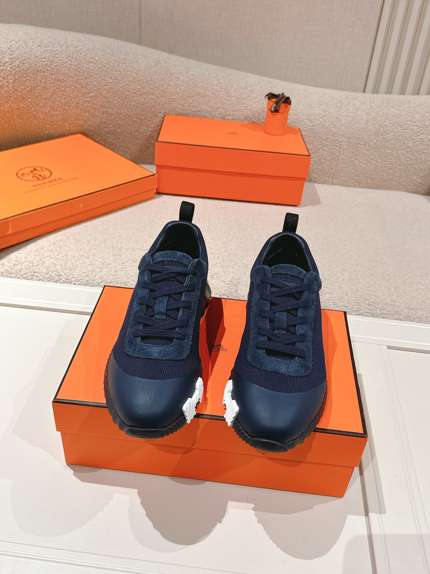 에르메스(HERMES) 클래식 어글리 스니커즈 신발