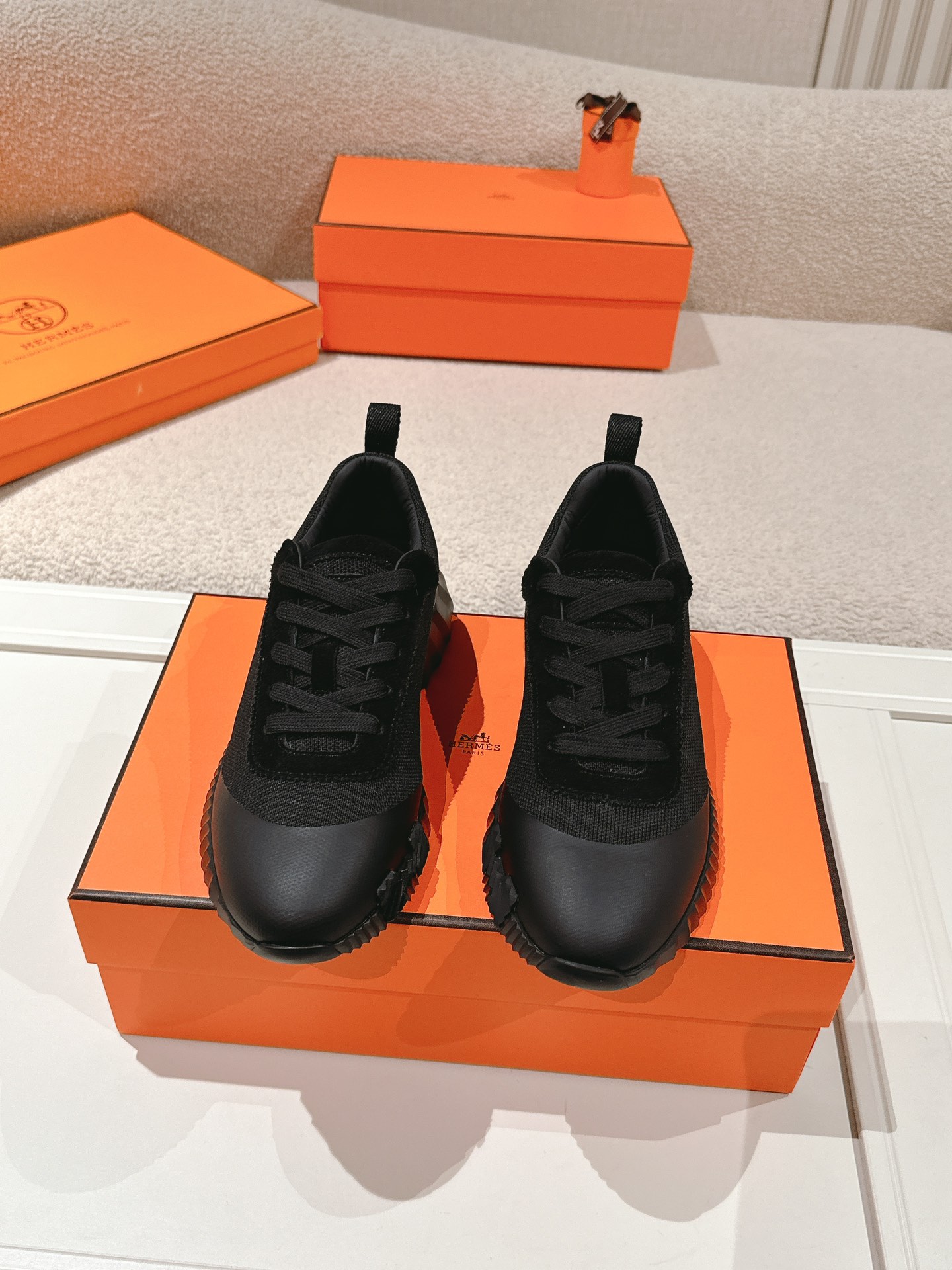 에르메스(HERMES) 클래식 어글리 스니커즈 신발