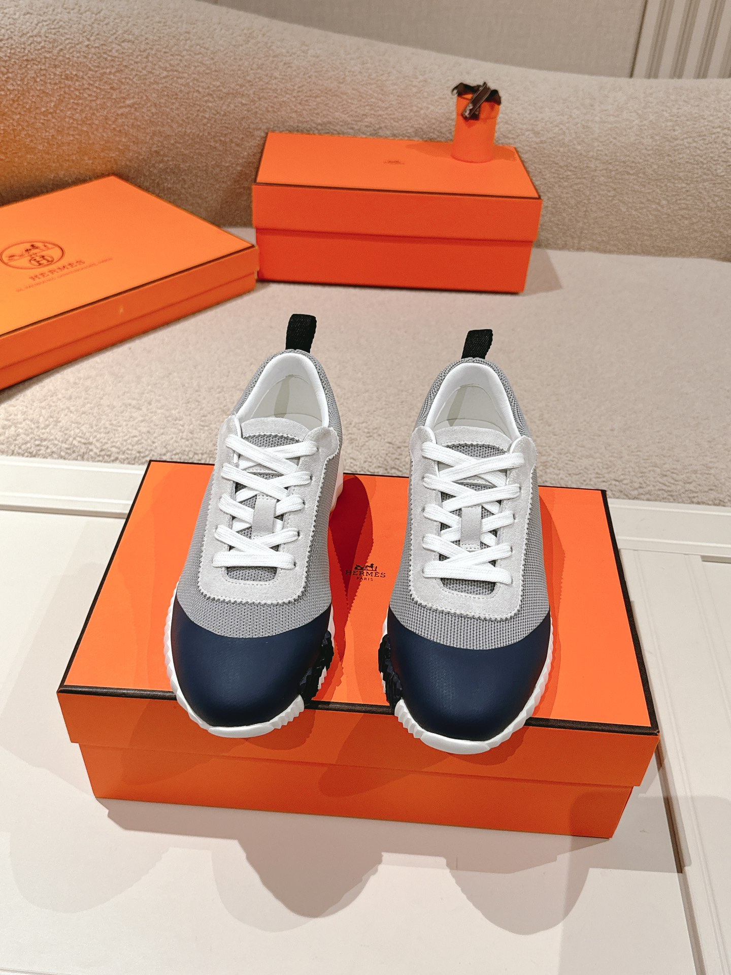 에르메스(HERMES) 클래식 어글리 스니커즈 신발