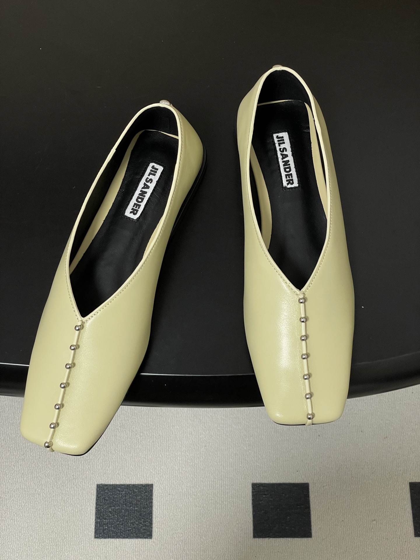 질 샌더(Jil Sander) 스터드 스퀘어토 메리제인 단화 플랫 슈즈 신발