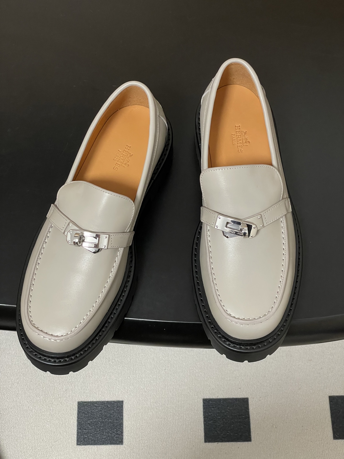 에르메스(Hermes) 아이콘 켈리 버클 플랫폼 로퍼 구두 신발