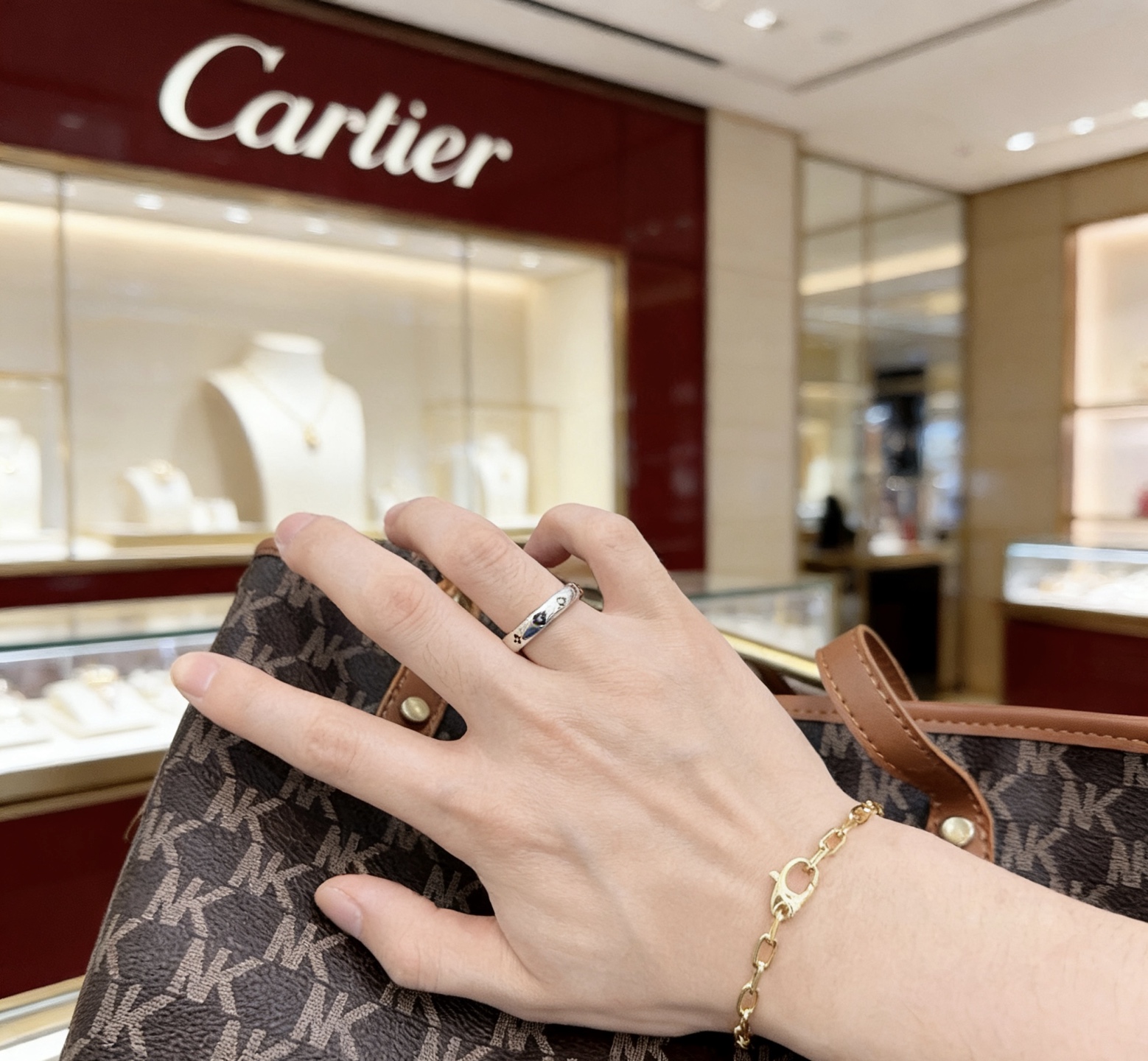 까르띠에(Cartier) 링 모티브 브레이슬릿 팔찌 악세사리