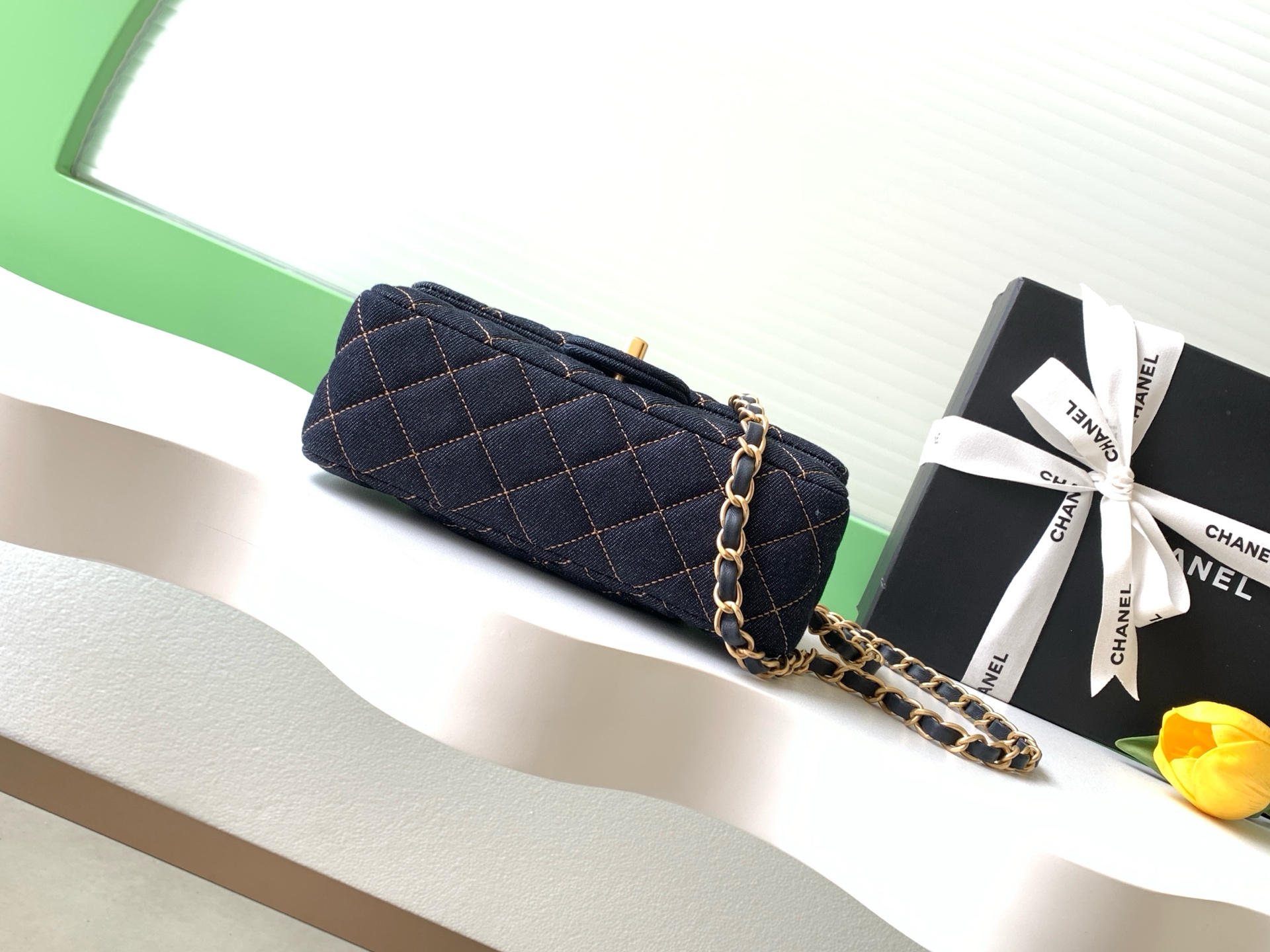 샤넬(CHANEL) 26P 데님 뉴미니 숄더백 가방