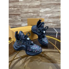 루이비통(LV) 무라카미 다카시 콜라보 아치라이트 스니커즈 신발