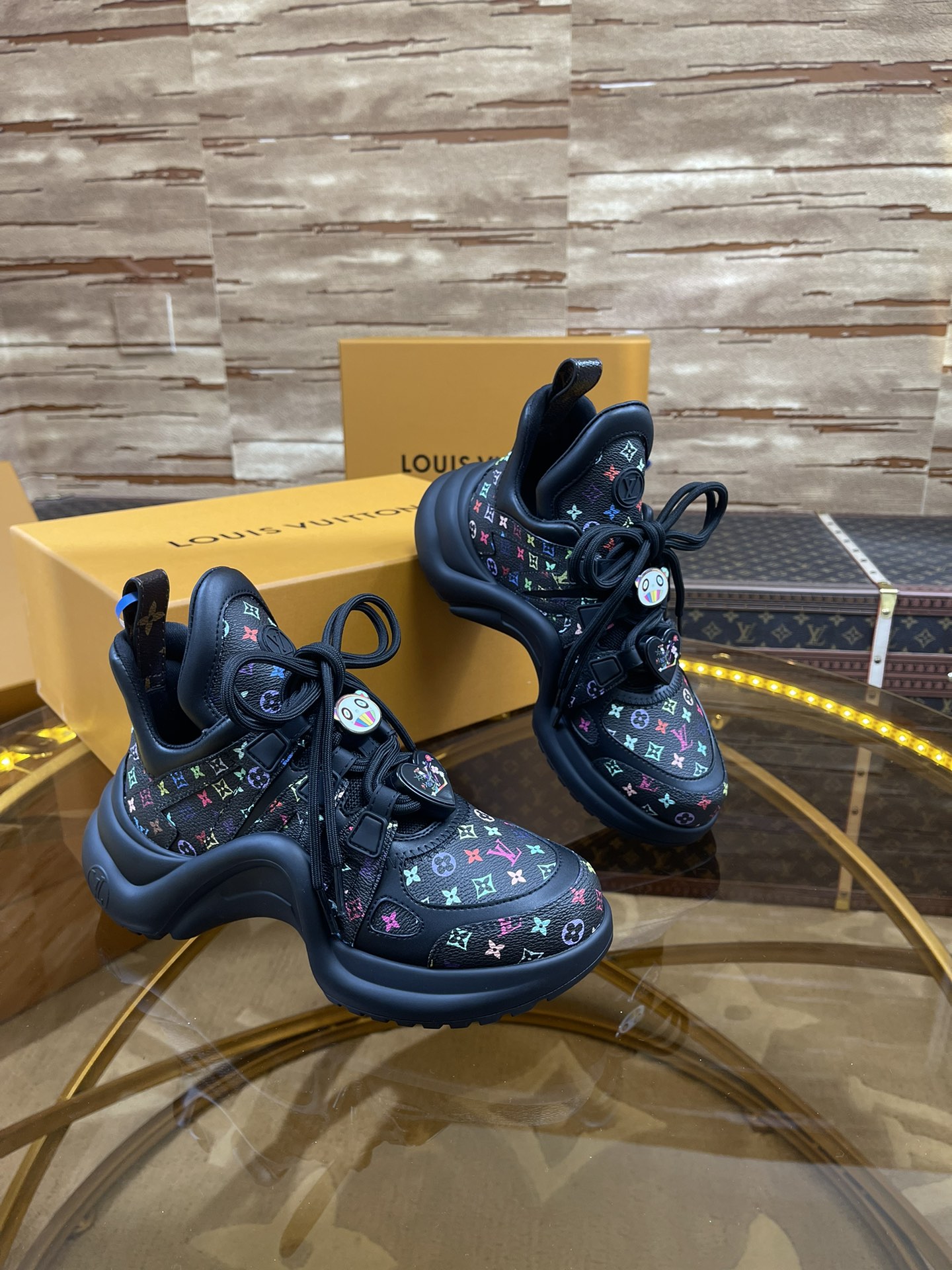 루이비통(LV) 무라카미 다카시 콜라보 아치라이트 스니커즈 신발