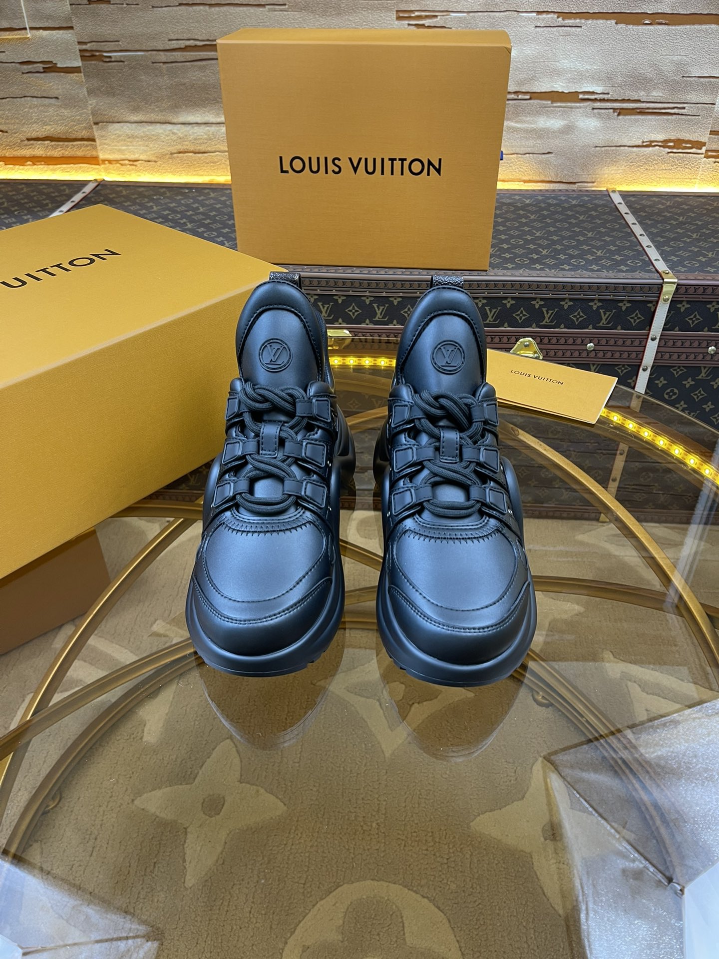 루이비통(LV) L-Archlight 아치라이트 최상위 버전 스니커즈 신발