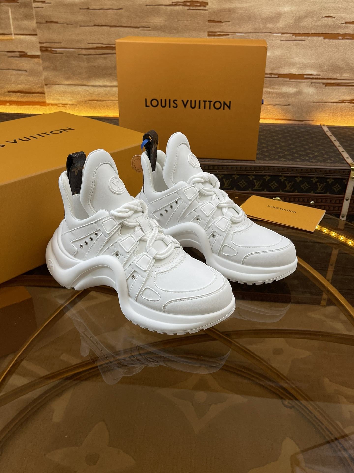 루이비통(LV) L-Archlight 아치라이트 최상위 버전 스니커즈 신발