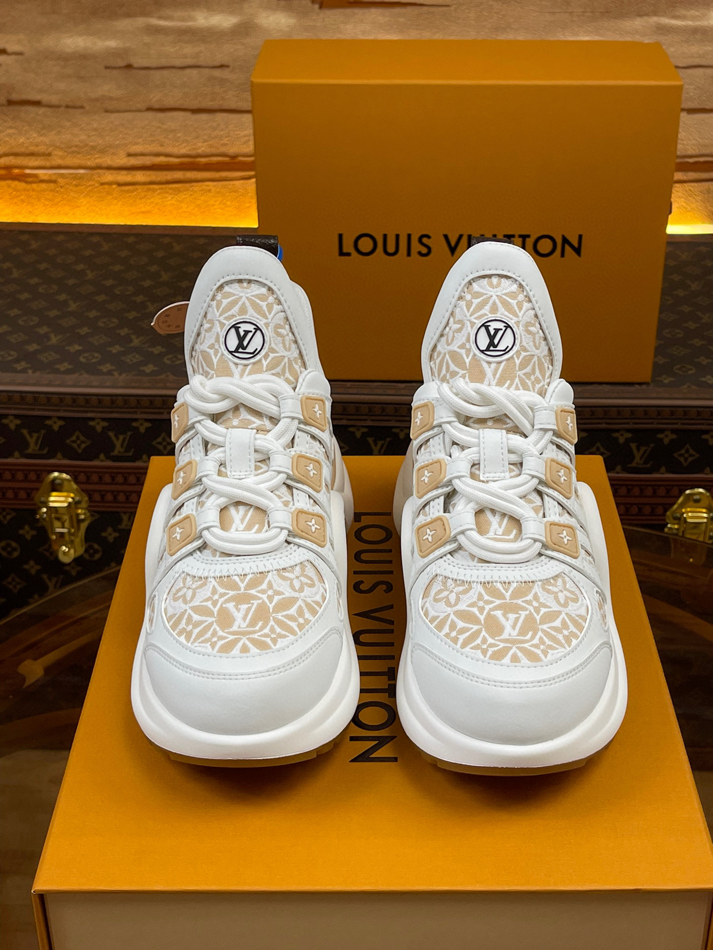 루이비통(LV) L-Archlight 아치라이트 최상위 버전 스니커즈 신발