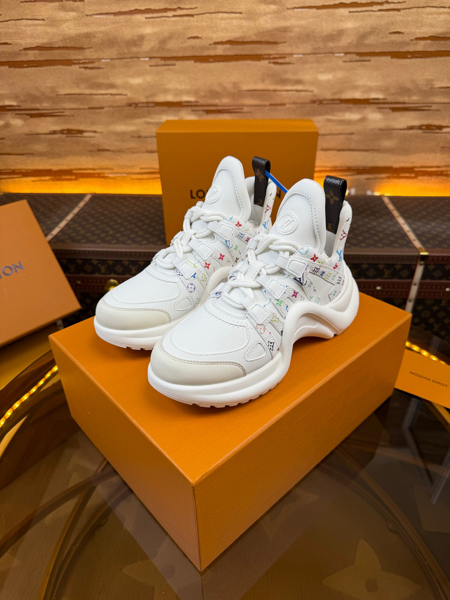 루이비통(LV) L-Archlight 아치라이트 최상위 버전 스니커즈 신발
