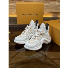 루이비통(LV) Archlight 플라워 버튼 아치라이트 스니커즈 신발
