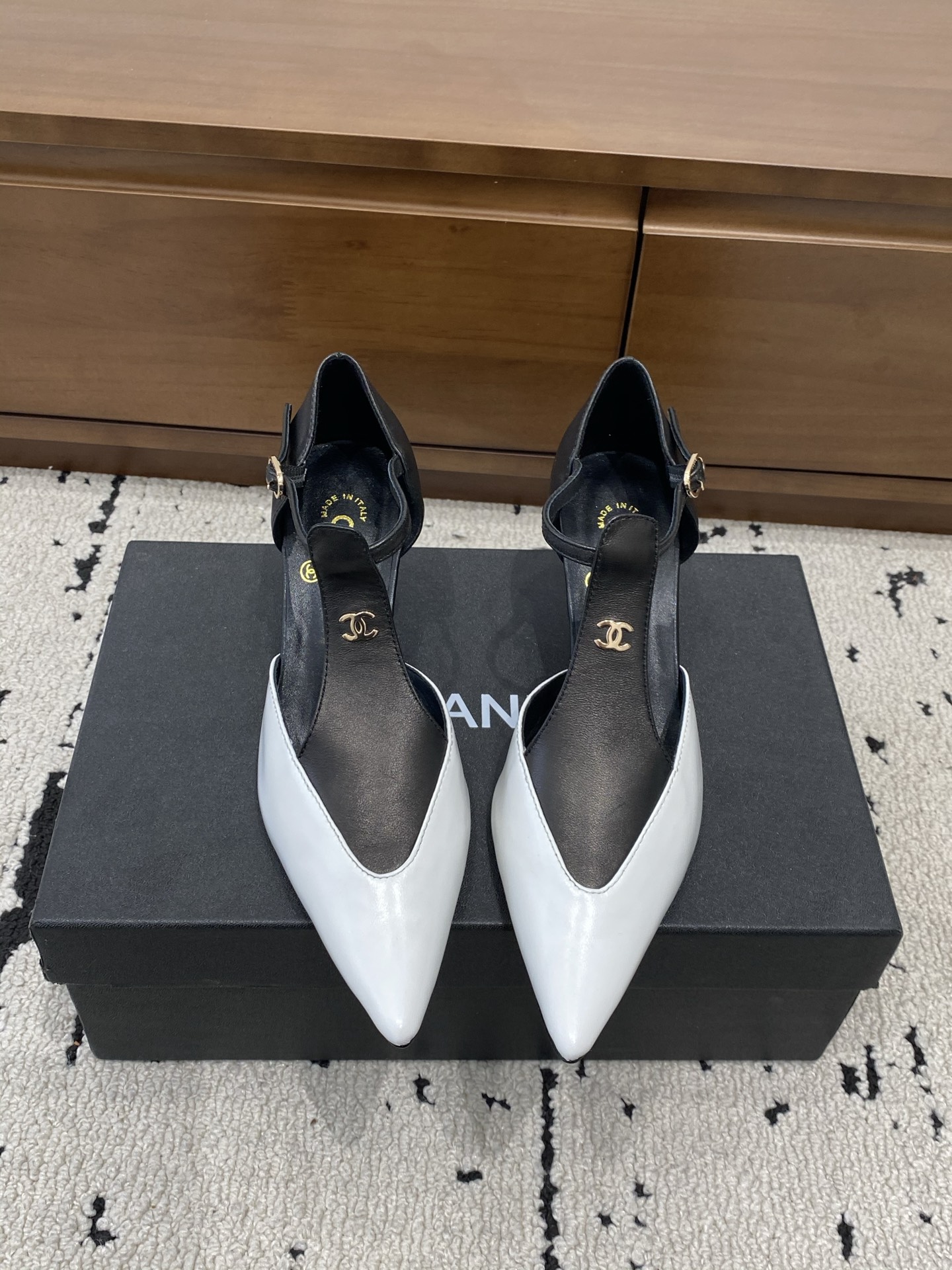 샤넬(Chanel) 빈티지 힐 구두 신발