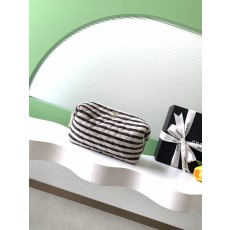 샤넬(CHANEL) 26C 블랙 스트라이프 미니 클러치 파우치 백 가방