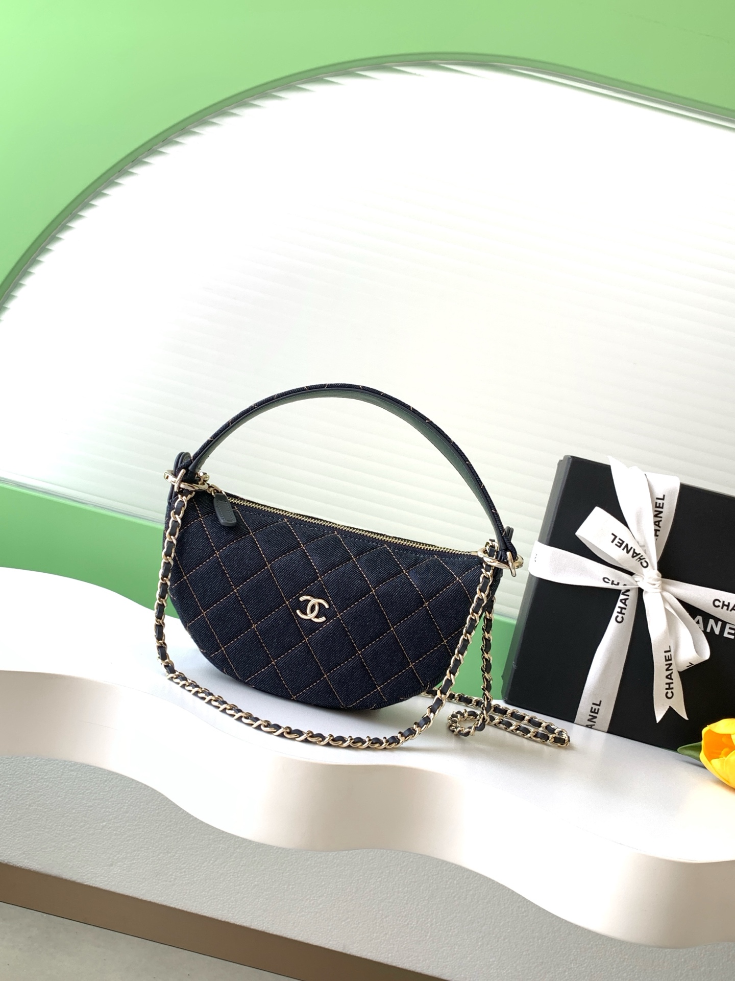 샤넬(CHANEL) 26P 데님 호보백 가방 (반달백)