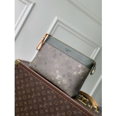 루이비통(LV) 포쉐트 Pochette 보야주 수플(Voyage Souple) 클러치 백 가방