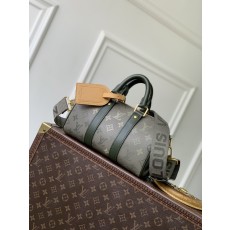 루이비통(LV) 키폴 반둘리에 25 여행 가방 (모노그램 서플러스)