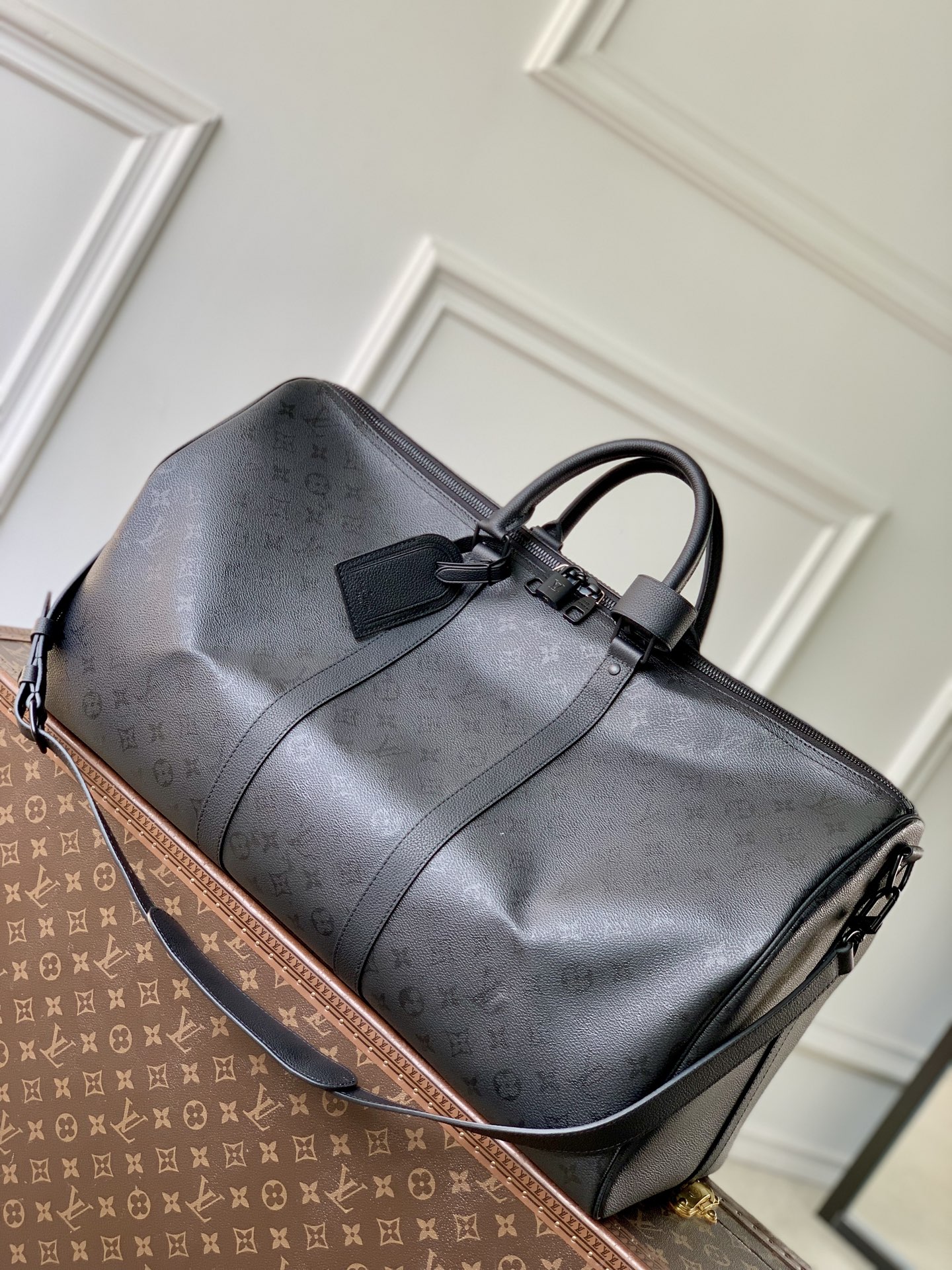 루이비통(LV) Keepall Bandoulière 키폴 반둘리에 55 여행 가방 (모노그램 미드나잇)