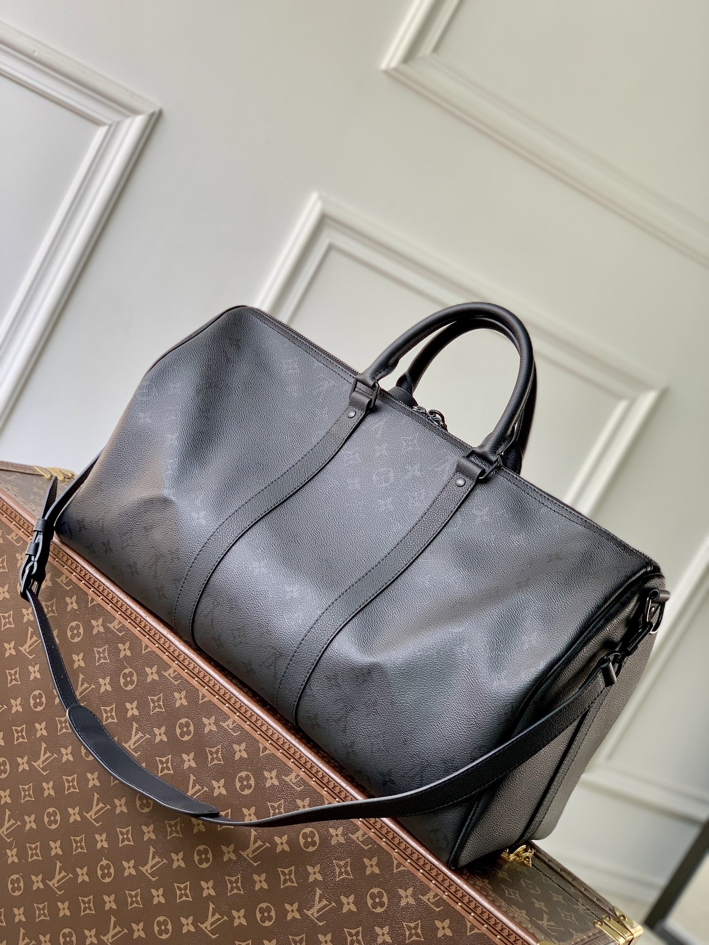 루이비통(LV) Keepall Bandoulière 키폴 반둘리에 50 여행 가방 (모노그램 미드나잇)
