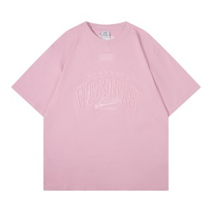 베트멍(VETEMENTS) 로고 자수 반팔 티셔츠 의류