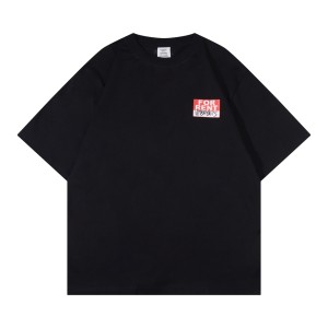 베트멍(VETEMENTS) FOR RENT 반팔 티셔츠 의류