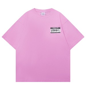 베트멍(VETEMENTS) HELLO 반팔 티셔츠 의류