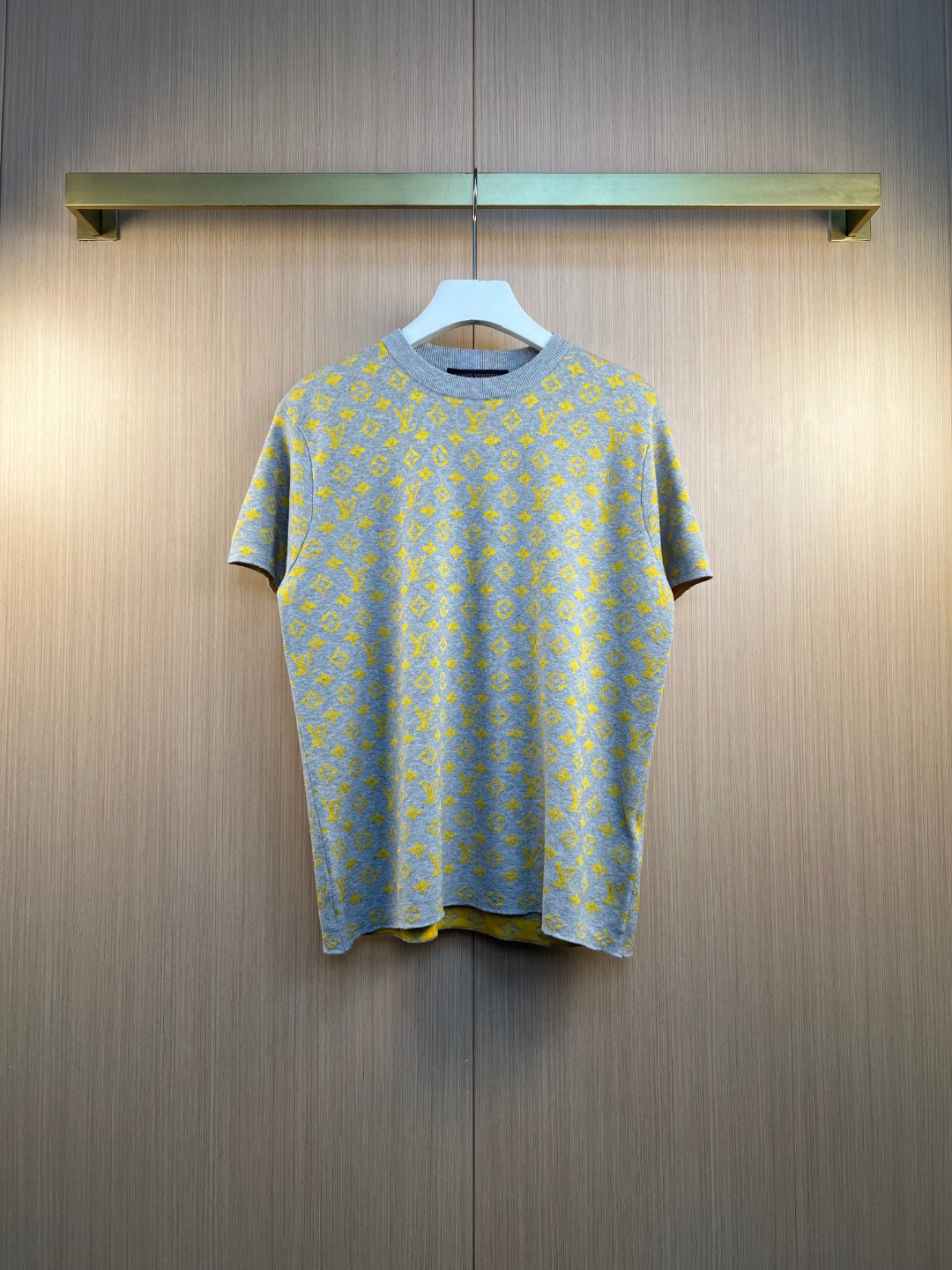 루이비통(LV) 올오버 모노그램 자카드 니트 반팔 티셔츠 의류