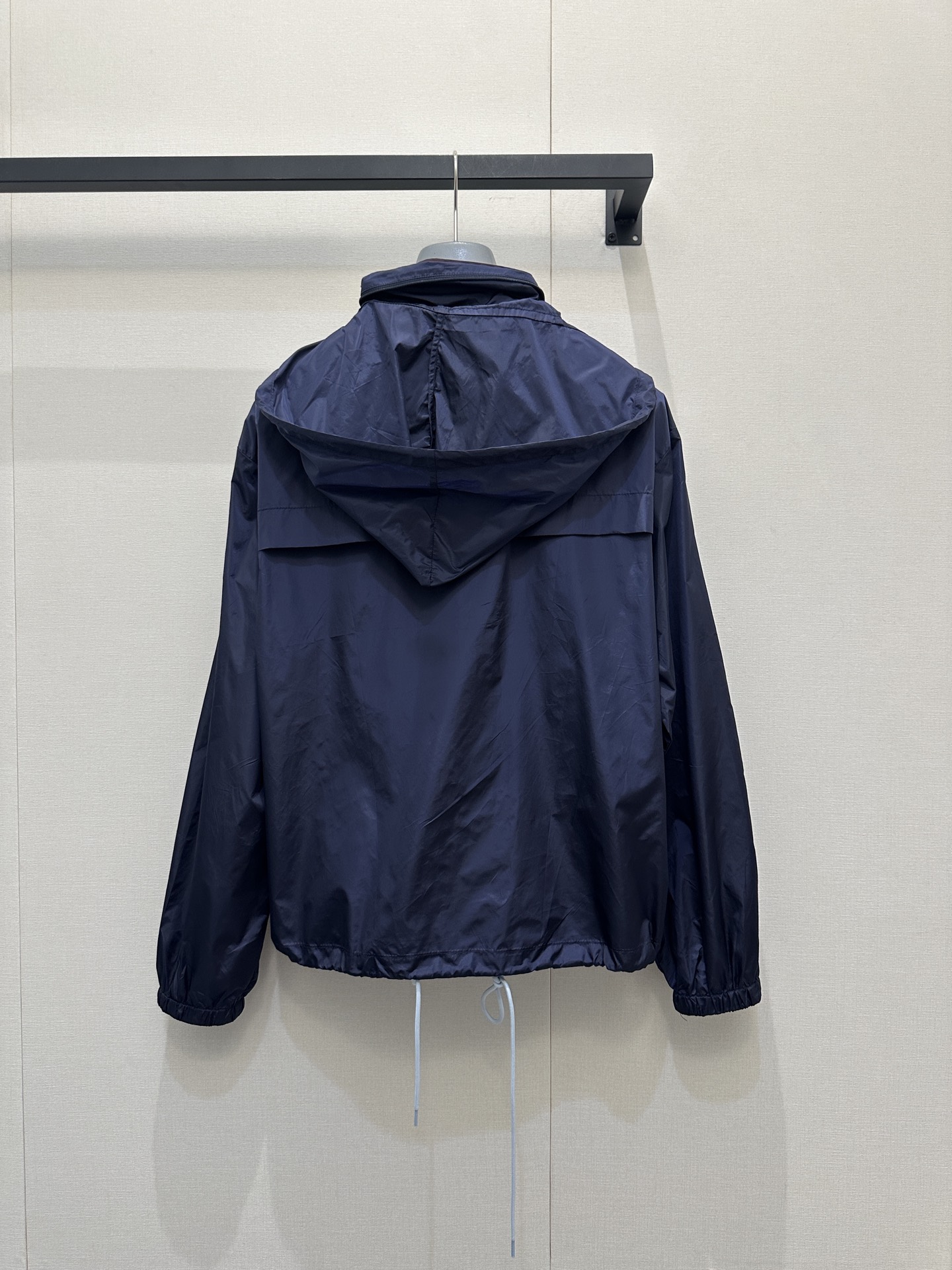 프라다(Prada) 삼각 로고 나일론 자켓 재킷 바람막이 의류