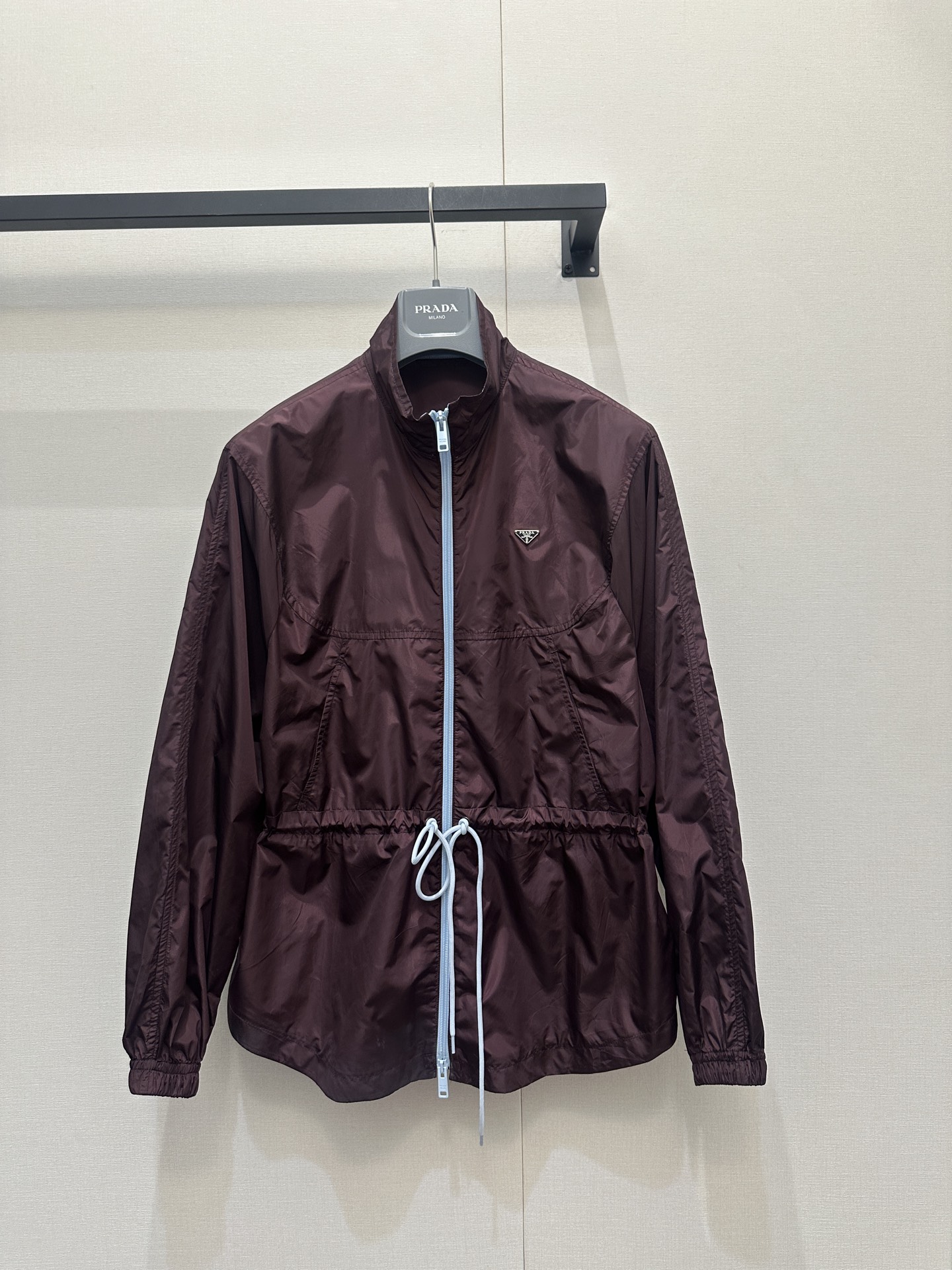 프라다(Prada) 삼각 로고 니트 자켓 재킷 의류