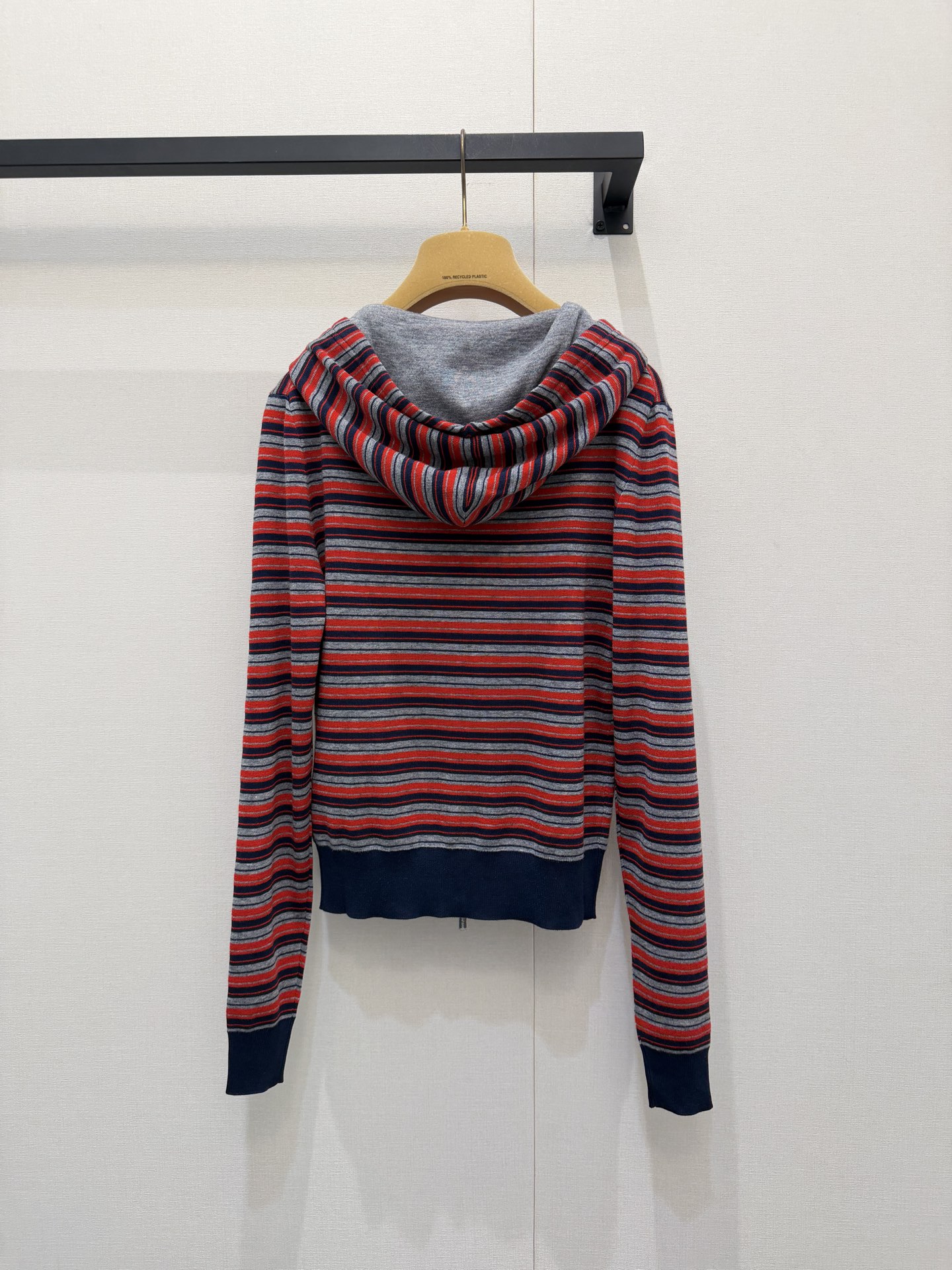 미우미우(MiuMiu) 스트라이프 로고 후드 자켓 재킷 의류