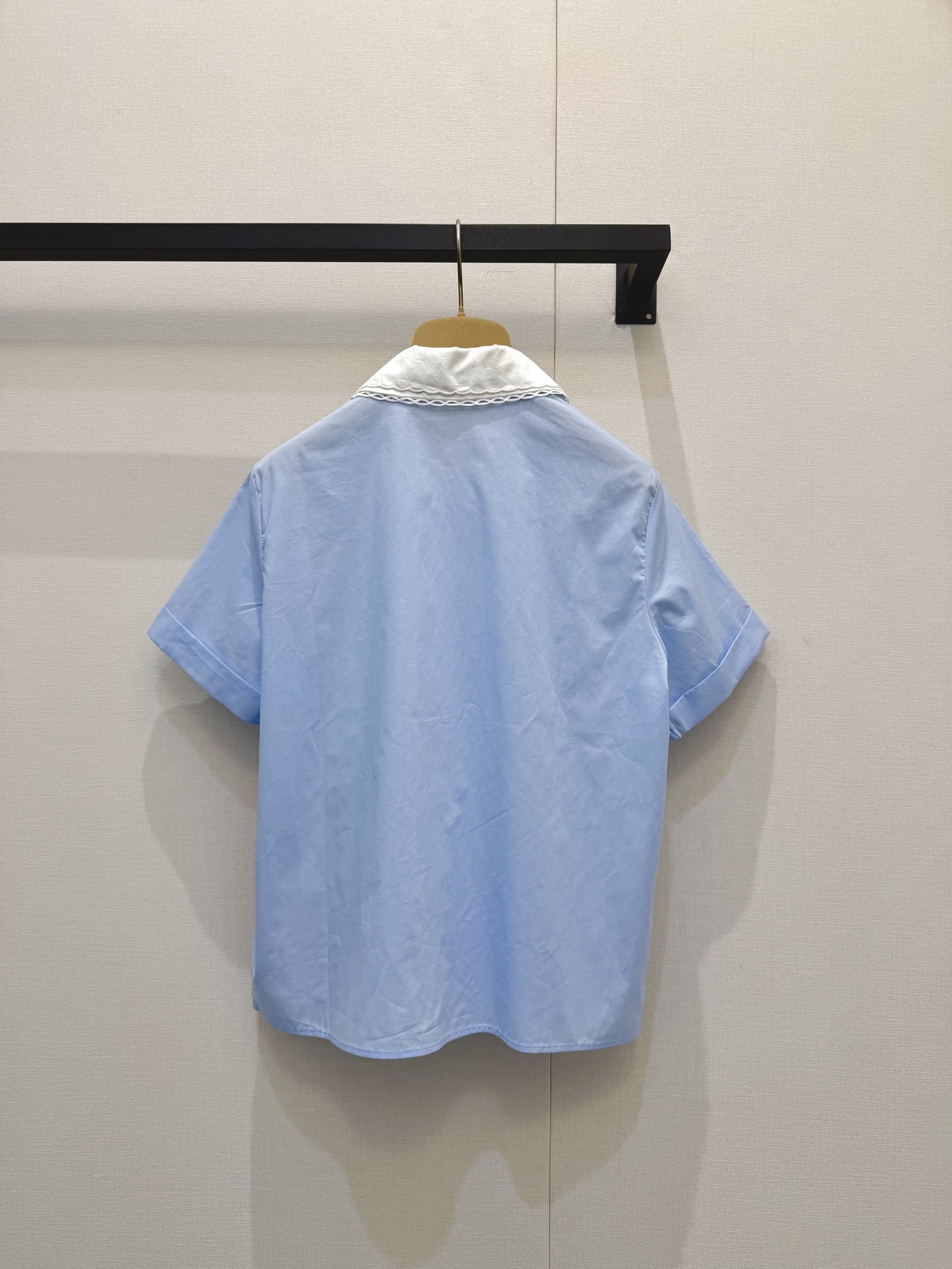 미우미우(MiuMiu) 레이어드 레이스 카라 셔츠 의류