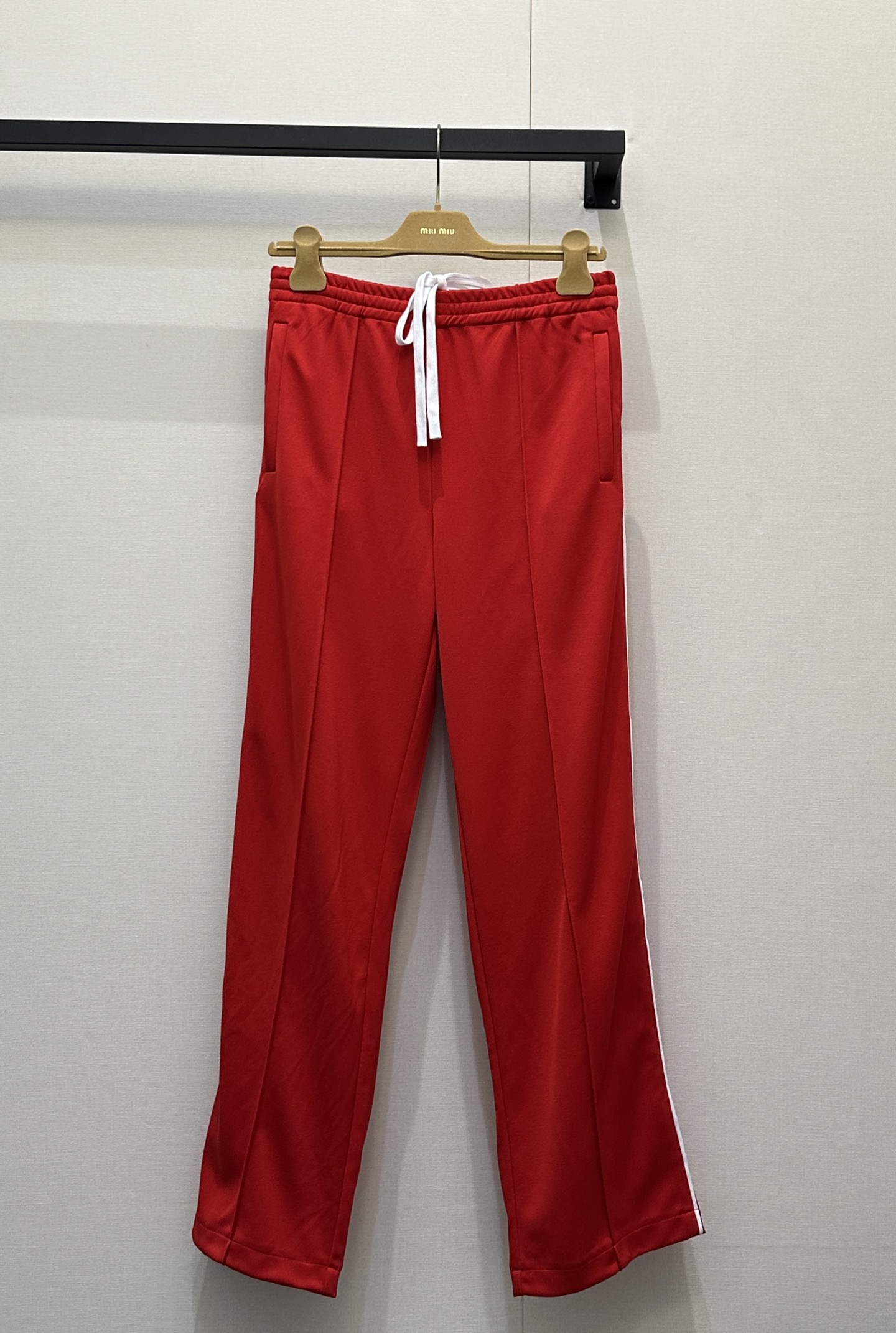 미우미우(MiuMiu) 사이드 라인 니트 셋업 자켓 팬츠 세트 의류