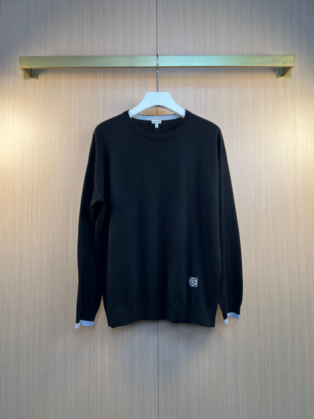 로에베(LOEWE) 자수 라운드 니트 스웨터 의류