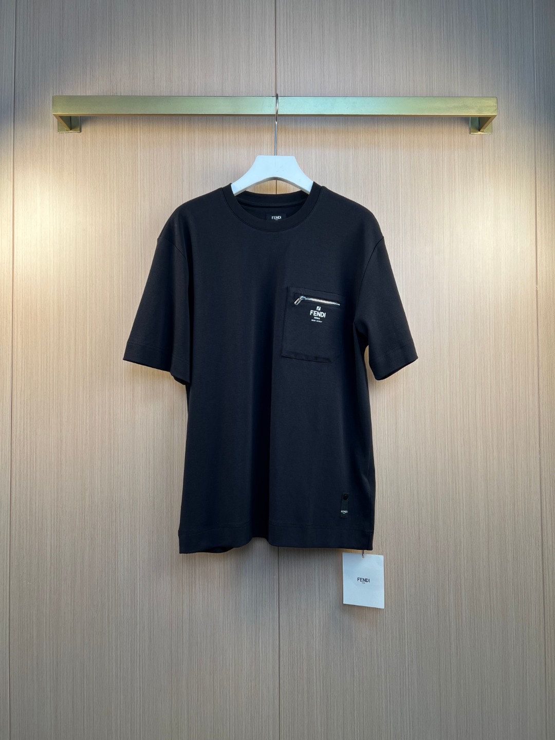 펜디(FENDI) 프린트 포켓 반팔 티셔츠 의류