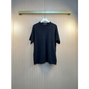 루이비통(LV) 올오버 자수 로고 니트 반팔 티셔츠 의류