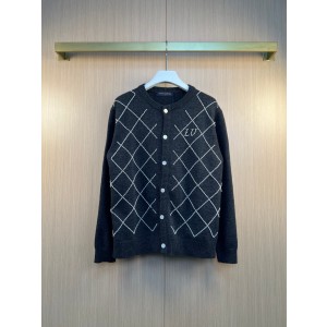 루이비통(LV) 레터링 비즈 다이아 패턴 니트 가디건 의류