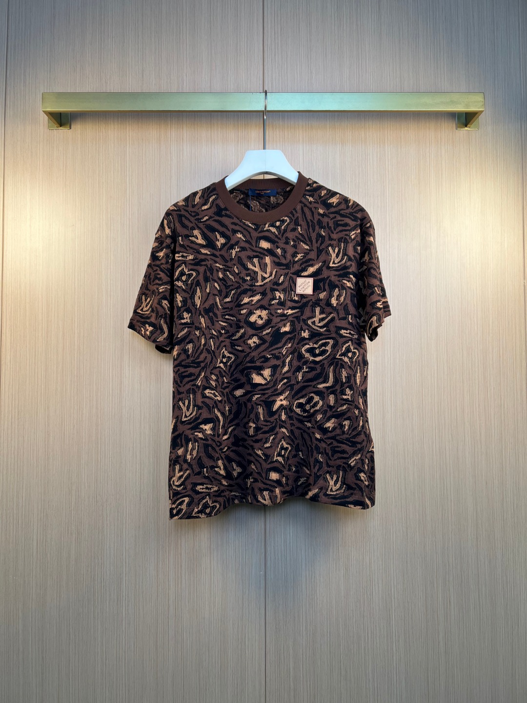 루이비통(LV) 레오파드 자카드 니트 반팔 티셔츠 의류