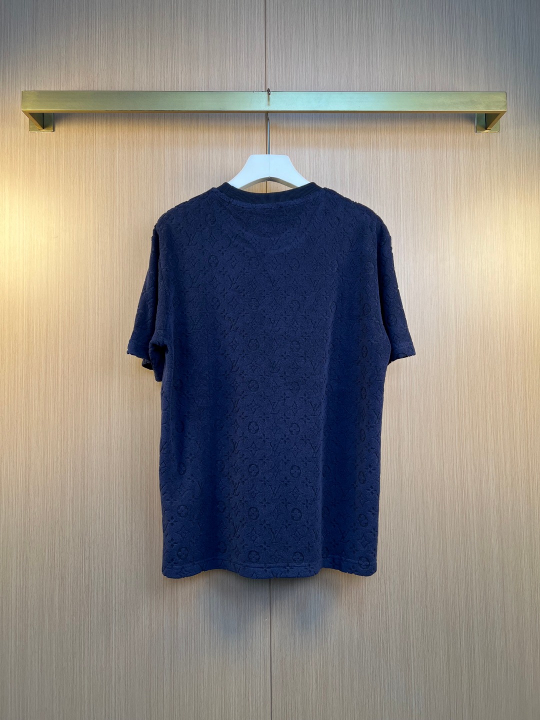 루이비통(LV) 엠보 테리 코튼 반팔 티셔츠 의류