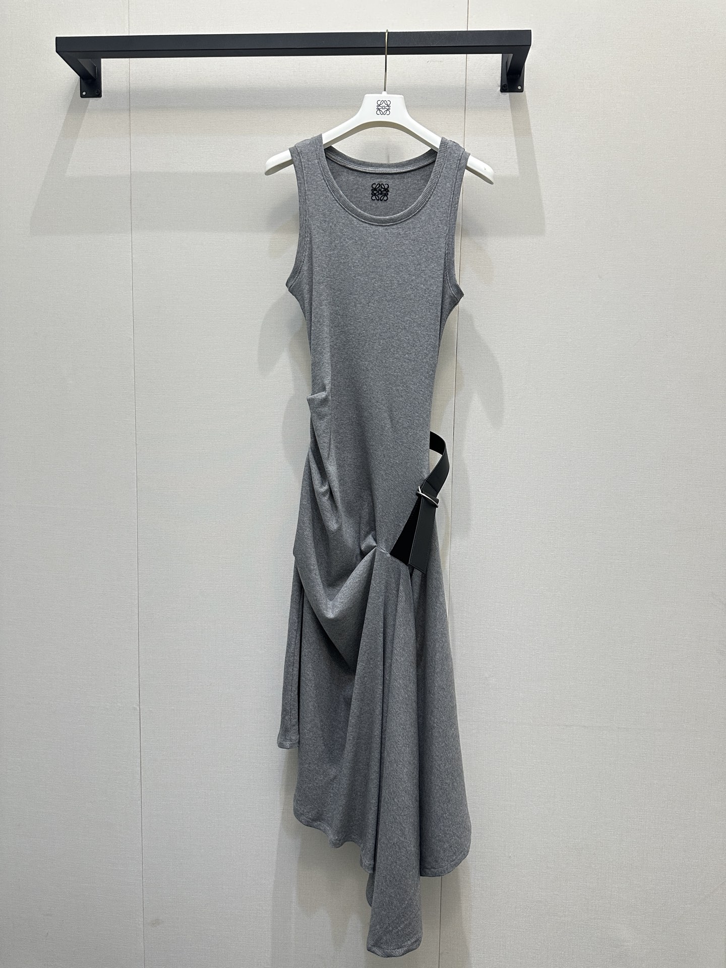 로에베(Loewe) 셔링 가죽 벨트 민소매 원피스 의류