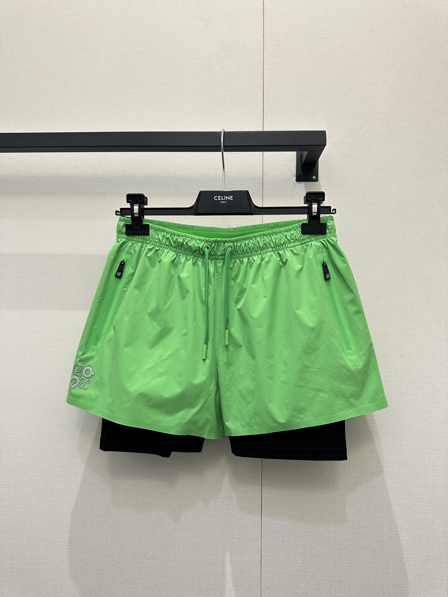 로에베(Loewe) x 온(On) 콜라보 런닝 숏팬츠 반바지 의류