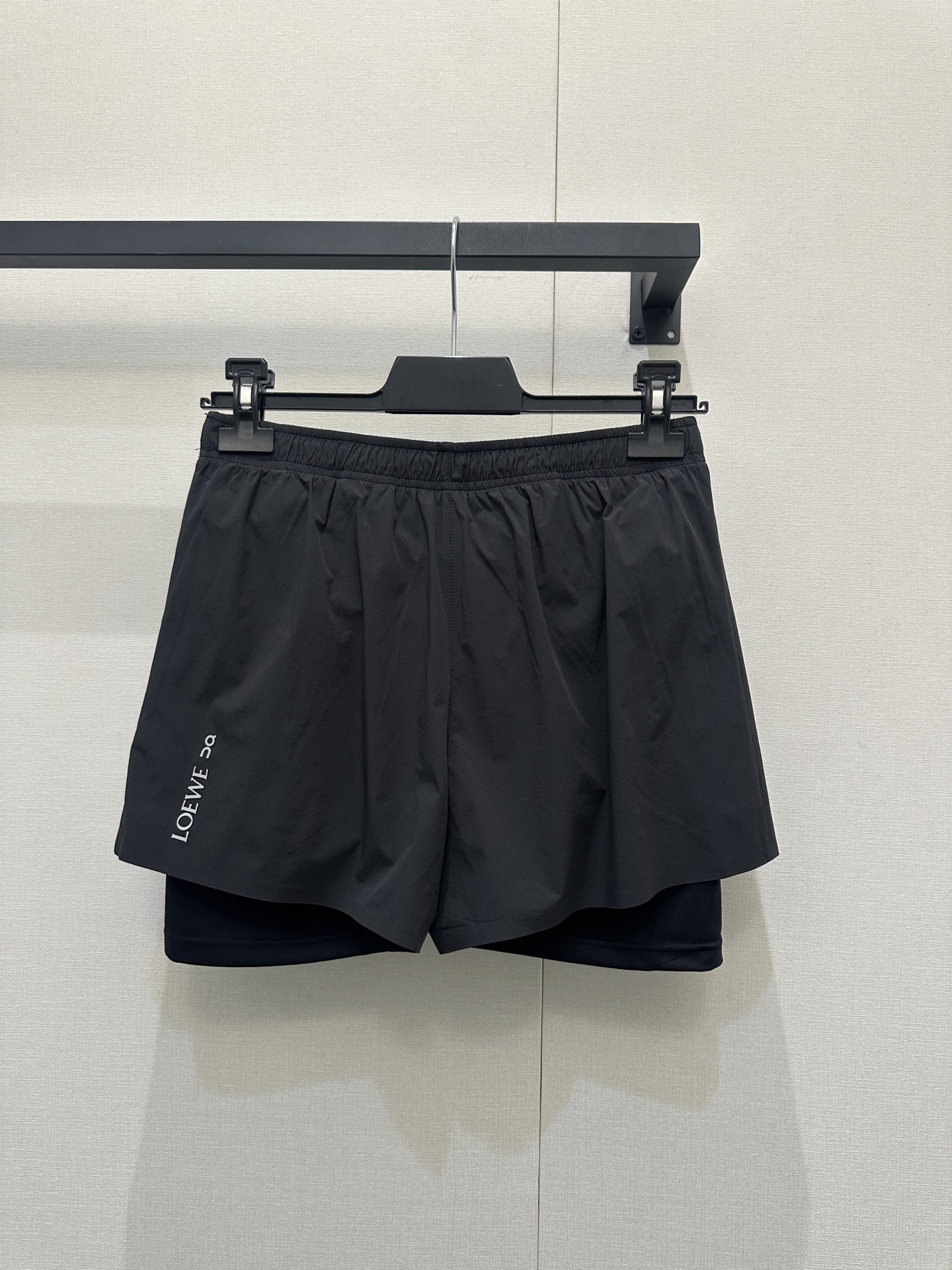 로에베(Loewe) x 온(On) 콜라보 런닝 숏팬츠 반바지 의류