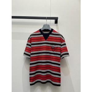 프라다(Prada) 레드·브라운·화이트 배색 반팔 티셔츠 의류