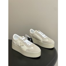프라다(PRADA) 다운타운 볼드 스니커즈 신발