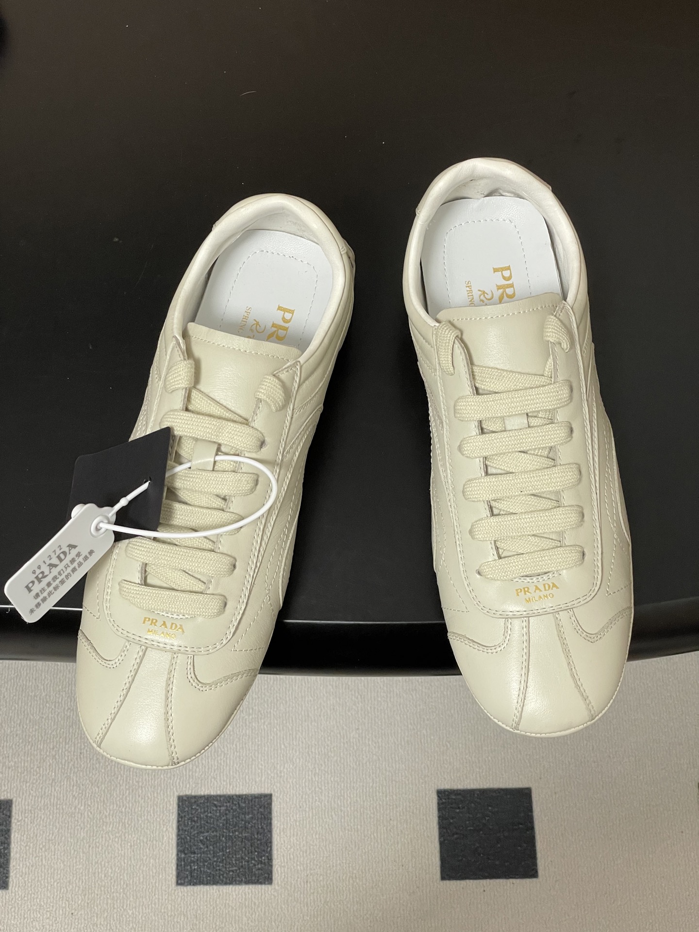 프라다(PRADA) 몬테카를로 스웨이드 스니커즈 신발